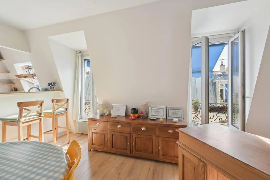 Апартаменты Rue Du General Blaise - Paris XI Id 378 0*,
